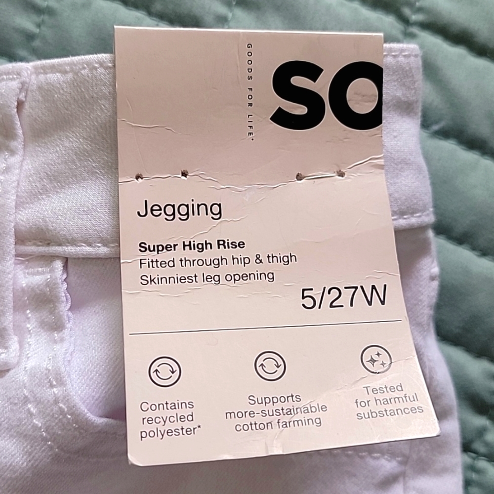 SO Juniors Super High Rise Distressed White Jeggings Size 5 / 27W - Picture 13 of 13
